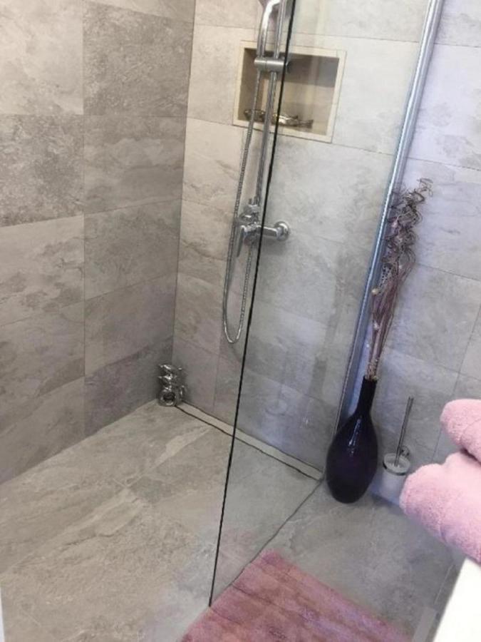 Apartments Lemar - With Parking Бол Екстер'єр фото