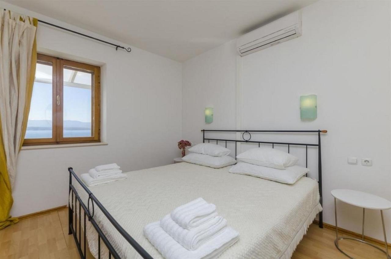 Apartments Lemar - With Parking Бол Екстер'єр фото