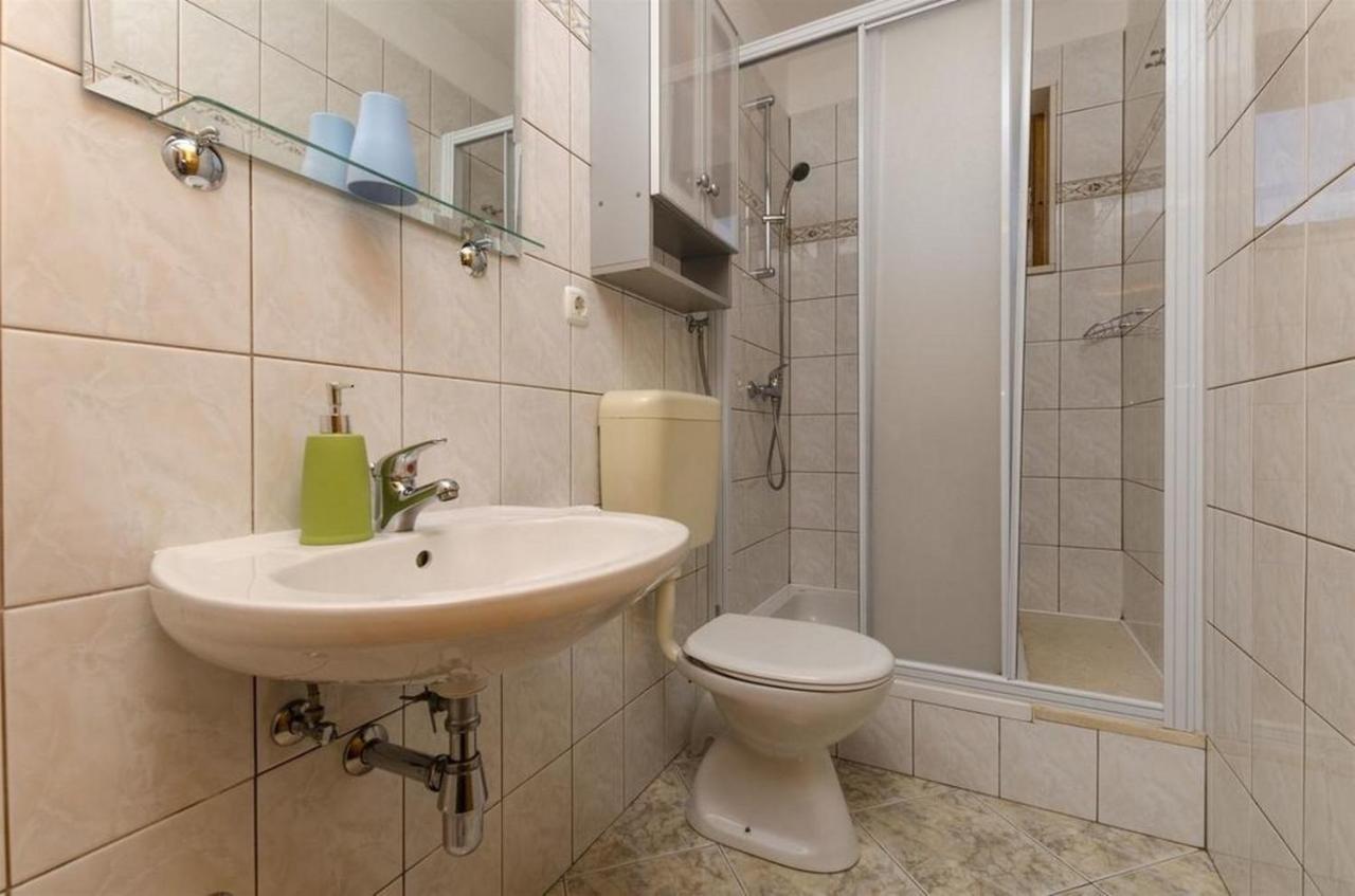 Apartments Lemar - With Parking Бол Екстер'єр фото